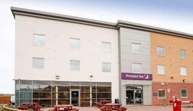 Premier Inn Dudley Town Centre Экстерьер фото